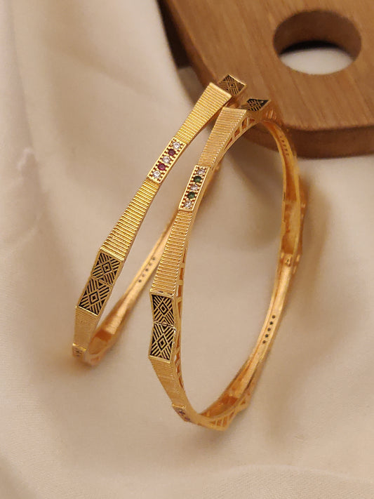 Fancy Bangle with Oxicied Plating